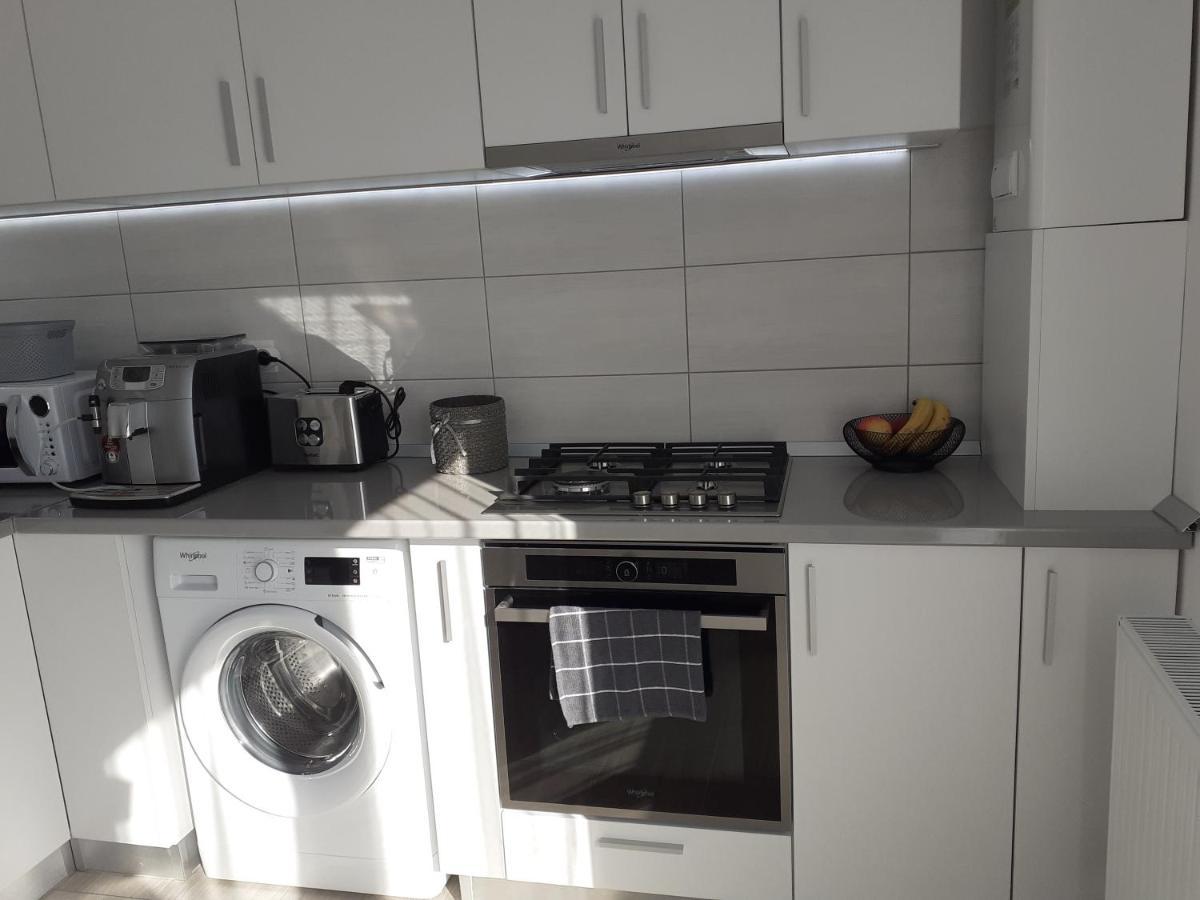 Sara Apartman Livezeni  Exterior foto